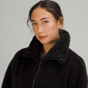 Lululemon Cinchable Fleece Zip-Up
Black Teddy Jacket Size 8 NWOT